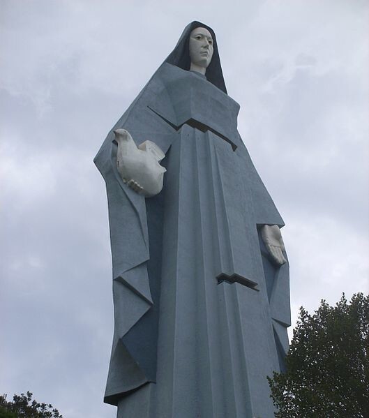 9. Статуя Девы Марии в Трухильо, Венесуэла 