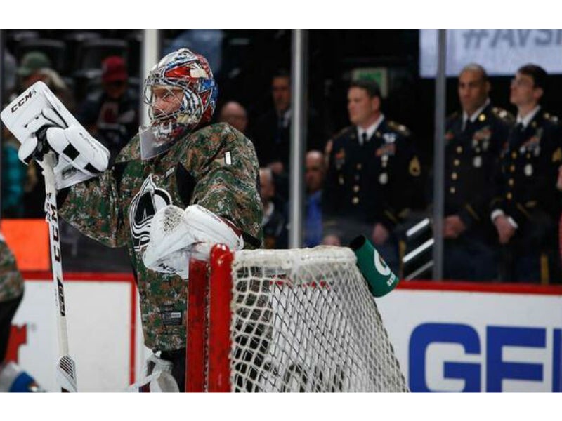В НХЛ в "вежливом камуфляже" появился Семен Варламов "