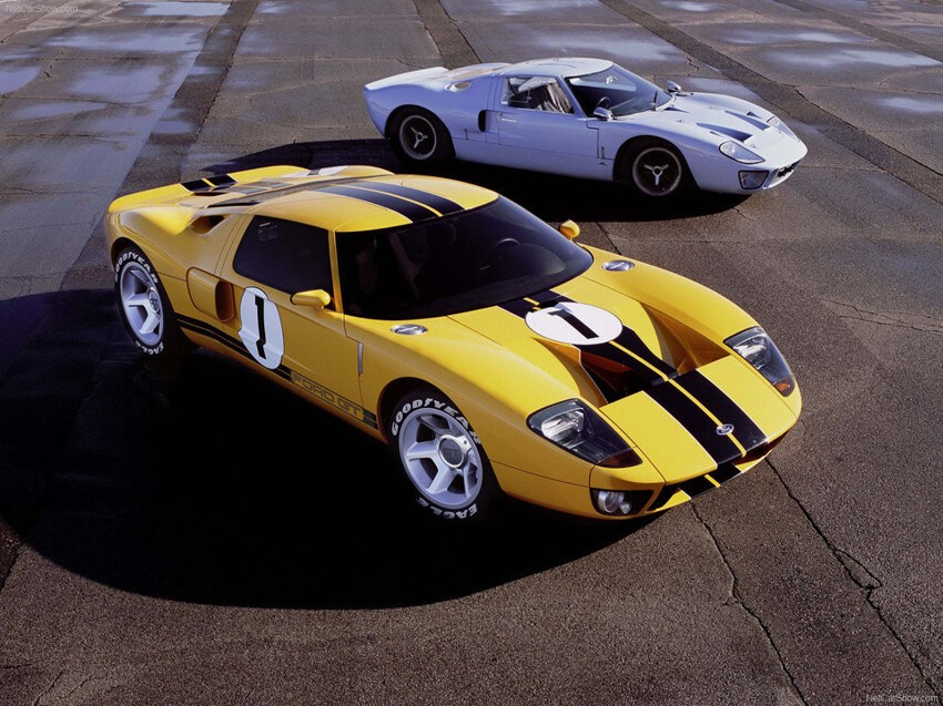 12. Ford GT