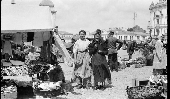 В продолжение темы ретро фотографий. Москва 1909 год