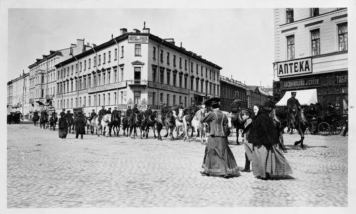 В продолжение темы ретро фотографий. Москва 1909 год