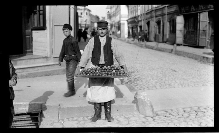 В продолжение темы ретро фотографий. Москва 1909 год