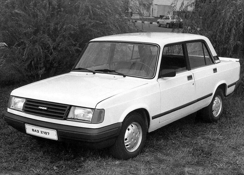 16.ВАЗ 2107 Модернизированный Опытный '1986