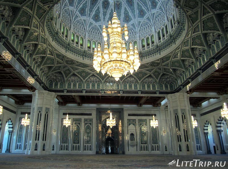 Главная мечеть султана Кабуса в Маскате