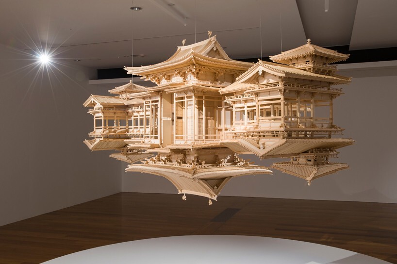 Плавающее отражение храма Такахиро Ивасаки