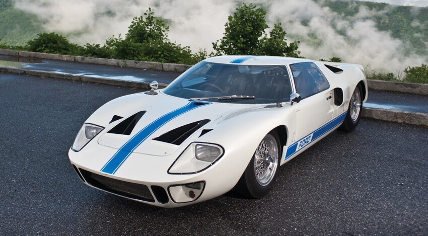 Новый Ford GT и два его предшественника 