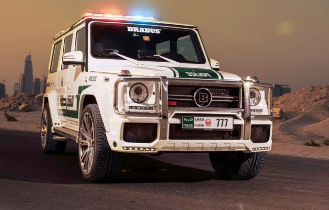 Автопарк полиции Дубая: внедорожники и суперкары