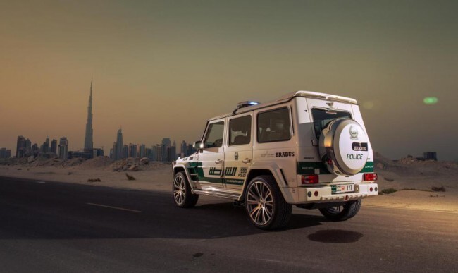  Автопарк полиции Дубая: внедорожники и суперкары