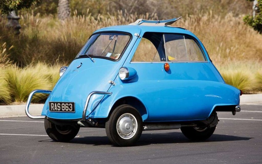 11. BMW Isetta, год выпуска 1960. Ожидаемая цена 34 090 — 44 469 долларов.