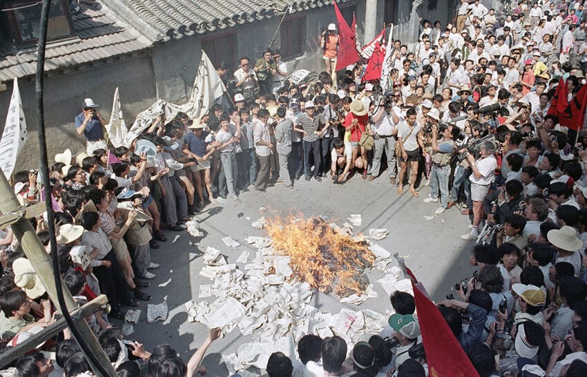 Китайский майдан-89 и его могильщик Дэн 