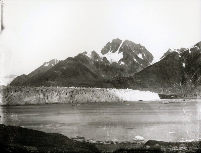 Ледник Мьюир, Глейшер Бэй Бейсин, Аляска. Фотографии 1892 и 2005 годов.