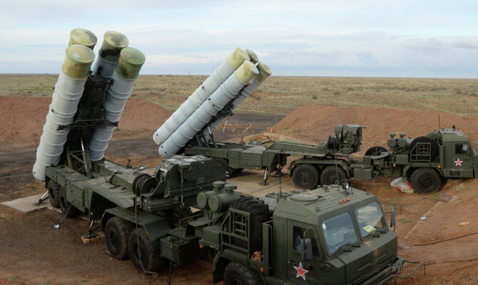 На боевое дежурство заступил первый зенитный полк СФ, оснащенный С-400