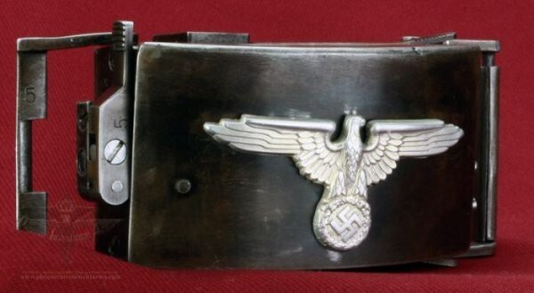 Стреляющая пряжка Третьего Рейха («SS-Waffenakademie Koppelschloßpisto