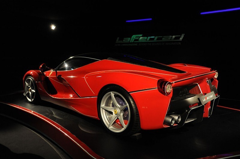 Музей Ferrari в Модене