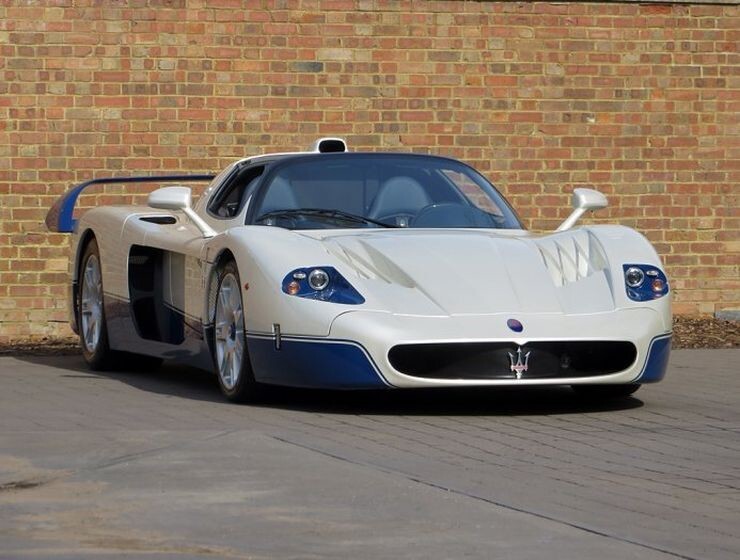 Продается уникальный суперкар Maserati MC12