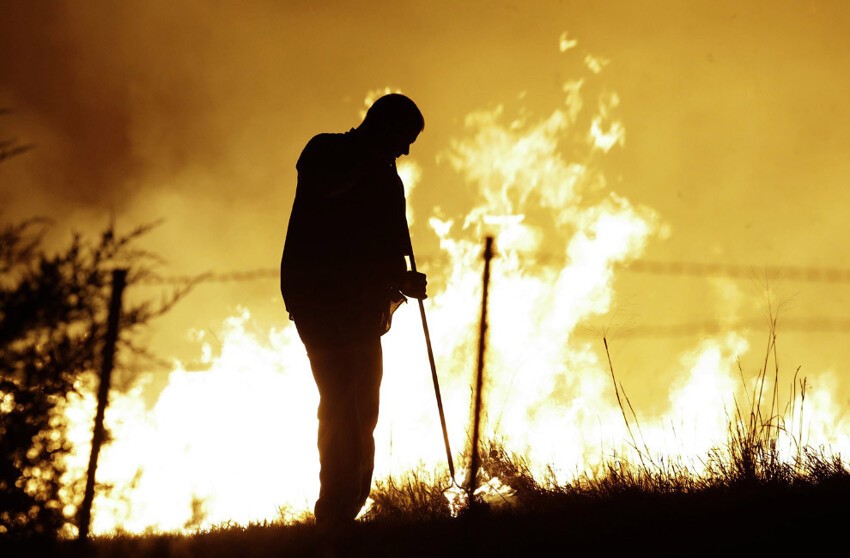  Весной появляются первые природные пожары (часто из-за выжигания старой сухой травы). 