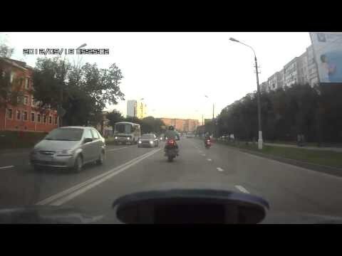 Смотреть падение мотоцикл в Серпухове  