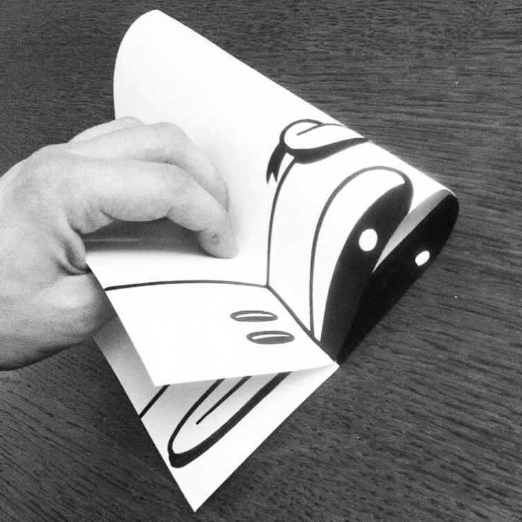 Бумажные изгибы - всё что нужно для создания оптических иллюзий