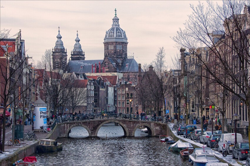 3. Амстердам ничем не примечателен 