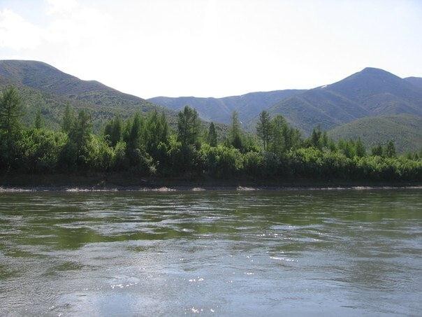 Поход по реке Колыма на самодельном плоту