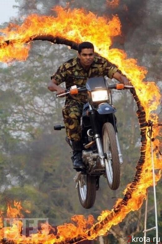 Обкатка мотоцикла (или бойца?) по Шри-Ланкски
