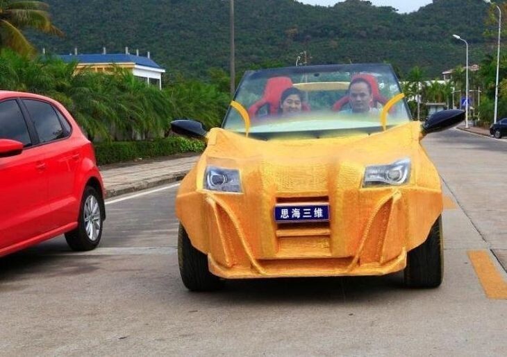 Китайцы построили электромобиль на 3D-принтере
