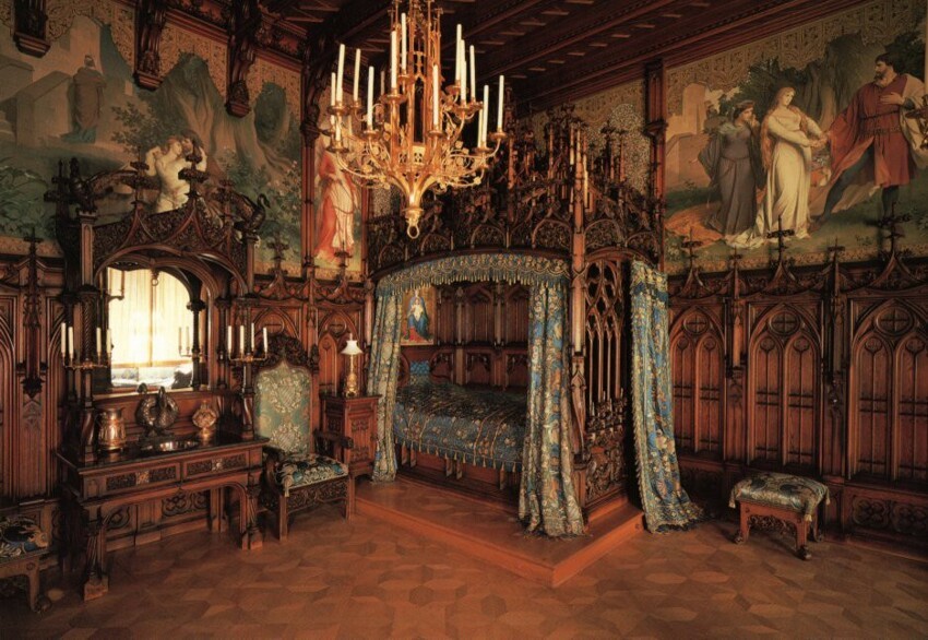 5. Спальня Людвига Баварского (замок Нойшванштайн, Германия)