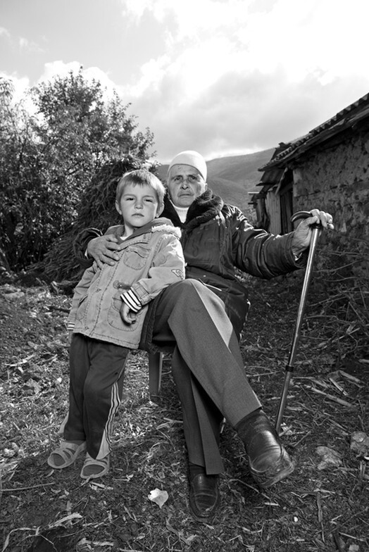Бурнеши: жено-мужчины Албании