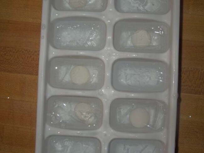 Вам колу со льдом?