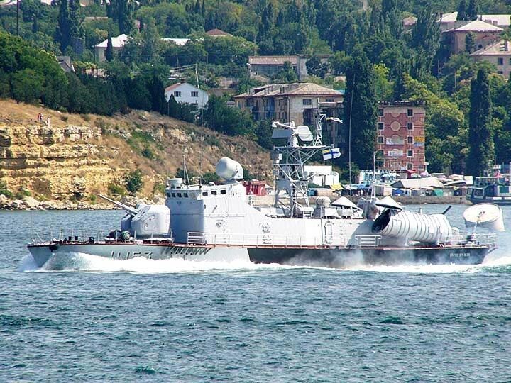 Украина «кинула» своих моряков, отказавшихся ради неё присягать России