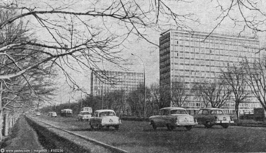1965-1970 Ленинградский проспект у гостиницы
