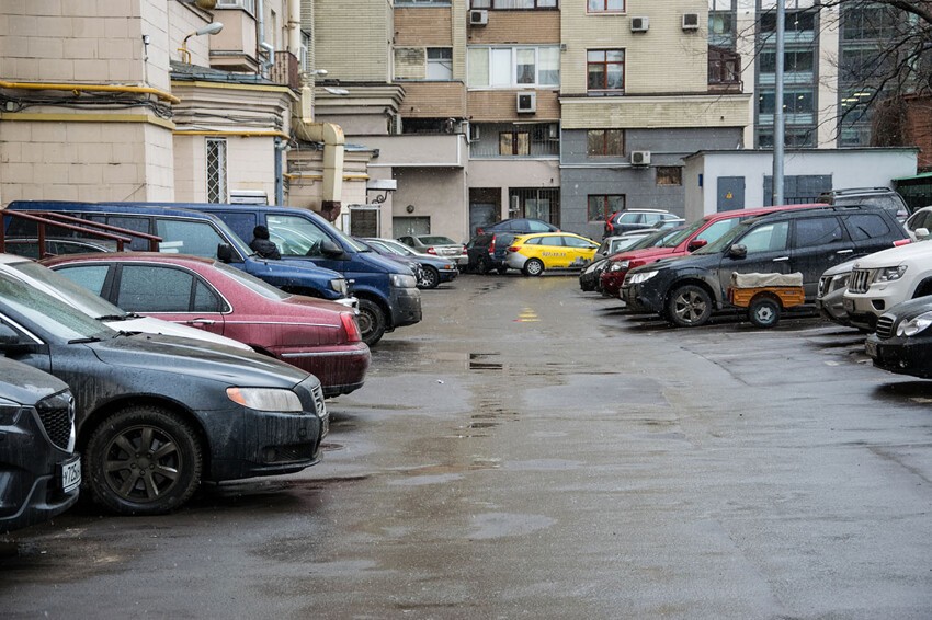 Захват парковок в ЦАО Москвы или где власти Замоскворечья?