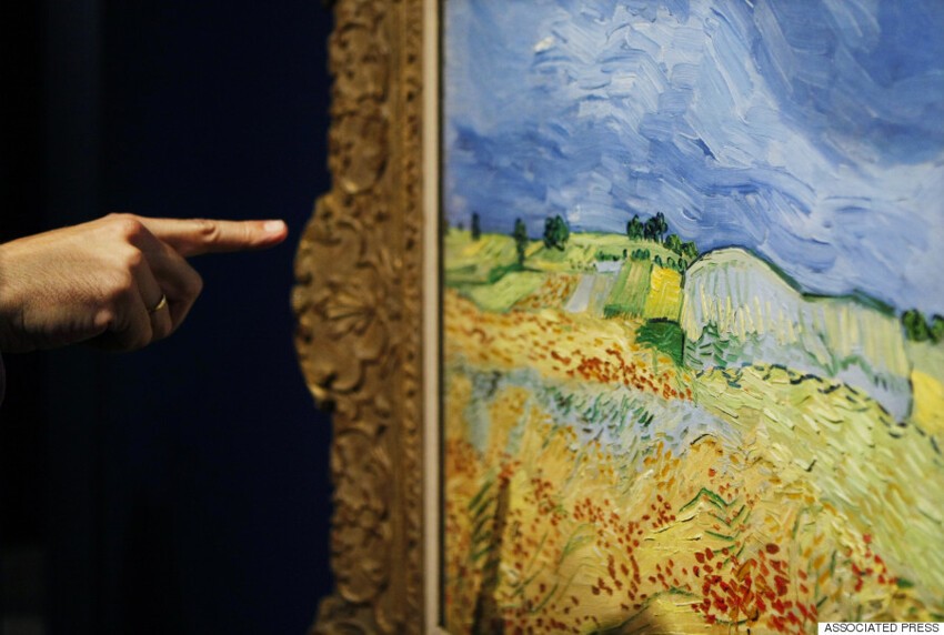 8. Картины Ван Гога выцветают 