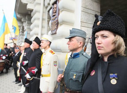 Гарны хлопцы. Предшественники СС "Галичина"