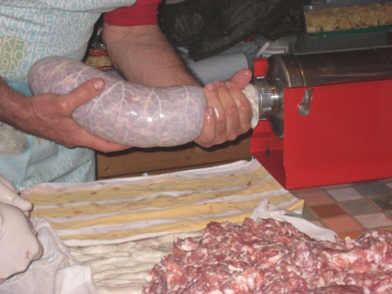 Колбаса домашнего производства от итальянской семьи