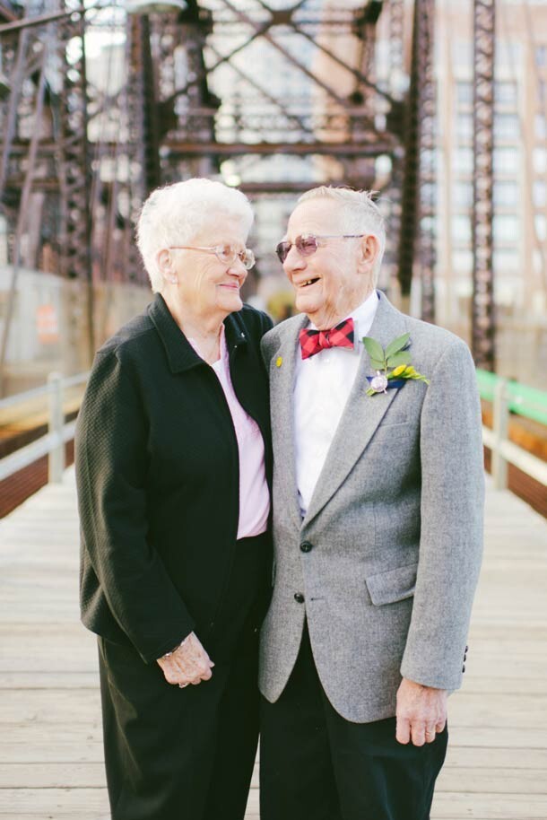 61 год вместе: необычная годовщина свадьбы в стиле мультфильма