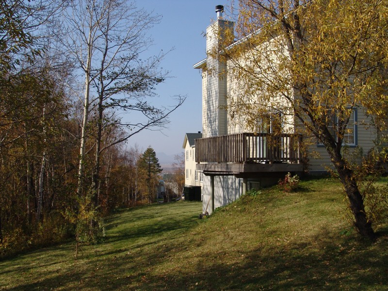 Американский городок на Сахалине