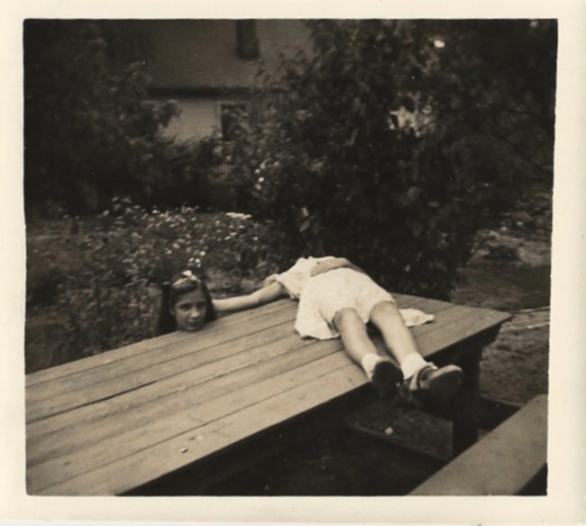 Ранний пример фото на тему «Всадник без головы», версия 1920-х годов
