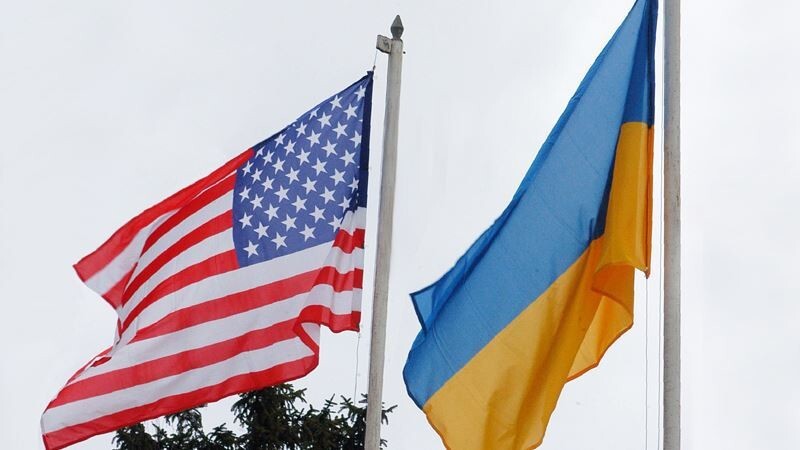 СМИ: С Украины начинается закат эры доминирования США  