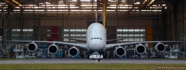 Новый пассажирский самолет Airbus A-390