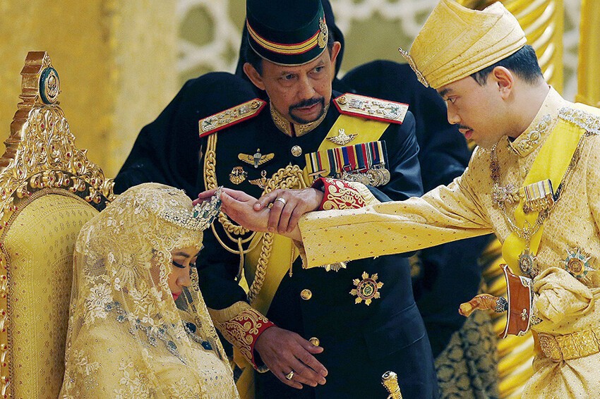 Как султан сына женил