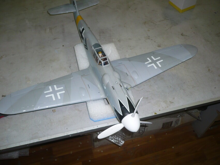 Модель истребителя Messerschmitt Bf109