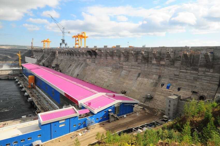 Богучанская ГЭС (будущий участник топа)