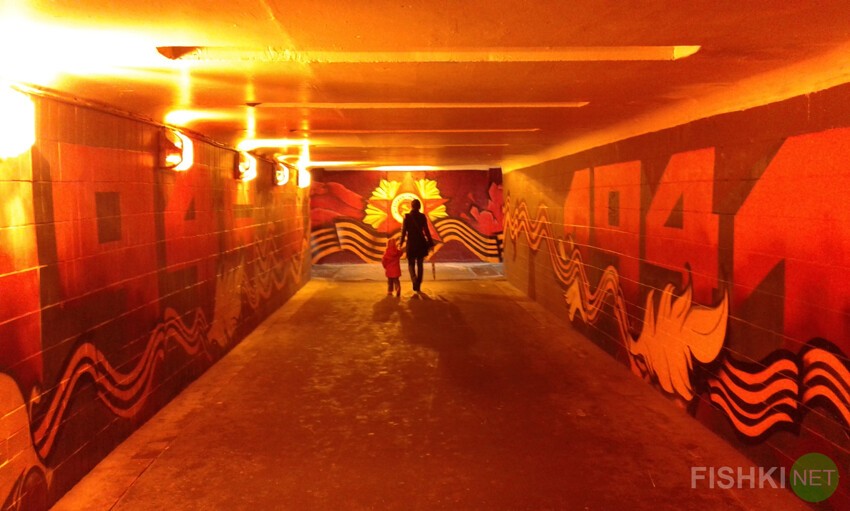 Граффити к 70-летию Победы украсили подземный переход в Солнечногорске