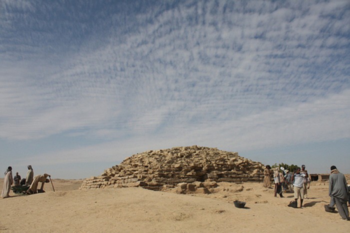 7. Семь провинциальных пирамид (Египет)