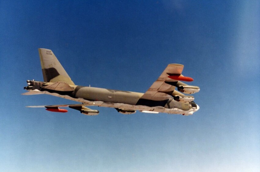 6. Крушение B-52 в Гренландии, январь 1969