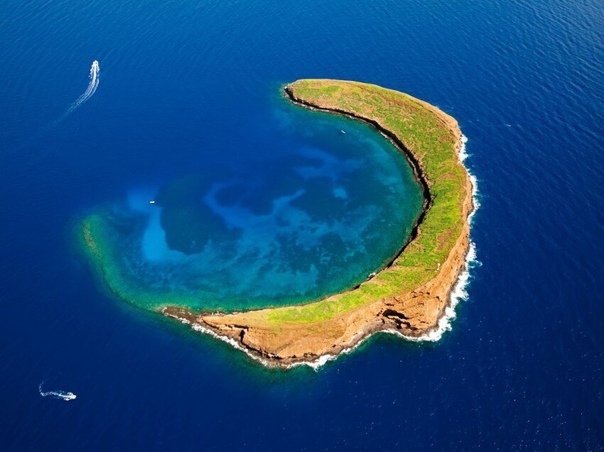 7. Остров в форме полумесяца, Гавайи, США
