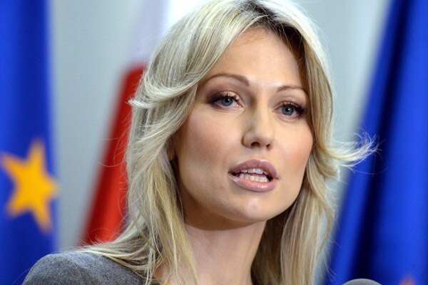 Кандидат в президенты Польши намерена снять санкции и поехать в Москву