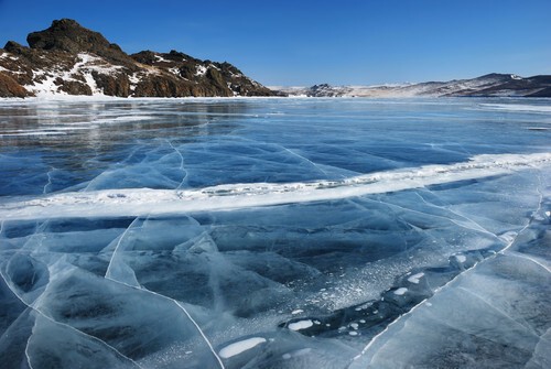 Почему озера не промерзают полностью?