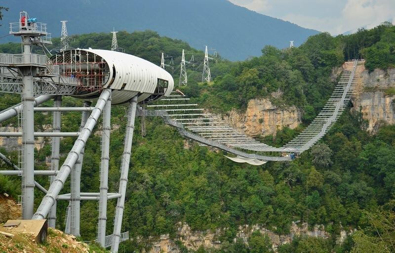 Экстремальные небесные тропы - made in RUSSIA  - Скайбридж в Сочи